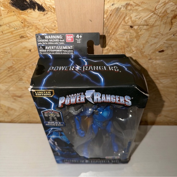 Saban's Power Rangers Blue Ranger Action Figure - Limited Edition - Picture 2 of 9